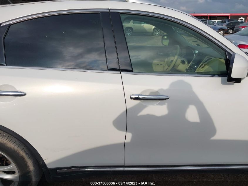 2013 INFINITI FX37 - JN8CS1MW0DM171880