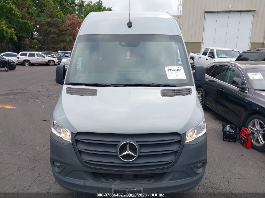 W1W4ECHY7MT070828 Mercedes-Benz Sprinter 2500 12