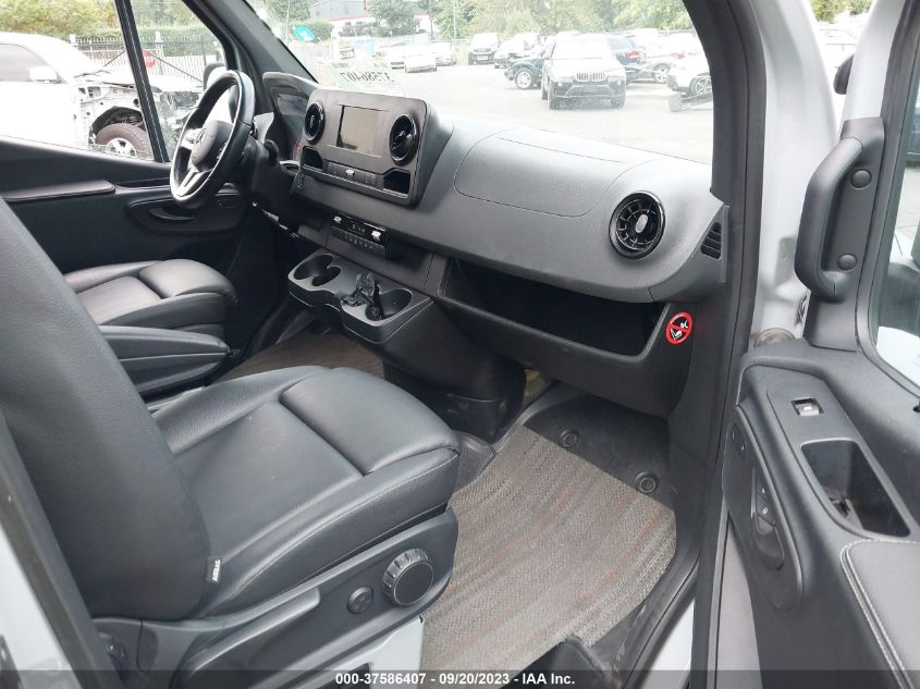 W1W4ECHY7MT070828 Mercedes-Benz Sprinter 2500 5