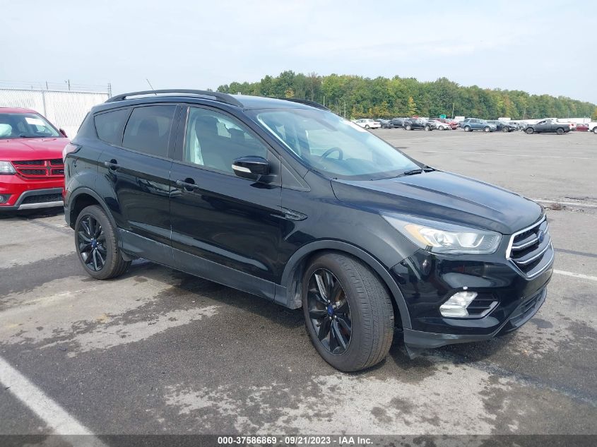 2017 FORD ESCAPE TITANIUM - 1FMCU0J90HUF10332