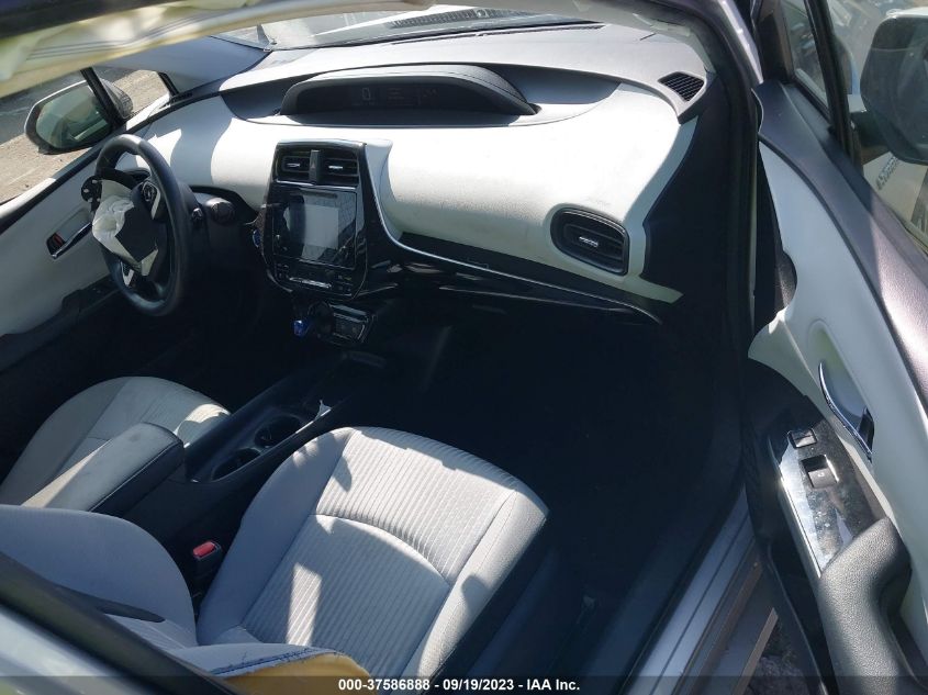2016 TOYOTA PRIUS FOUR - JTDKARFU6G3523925