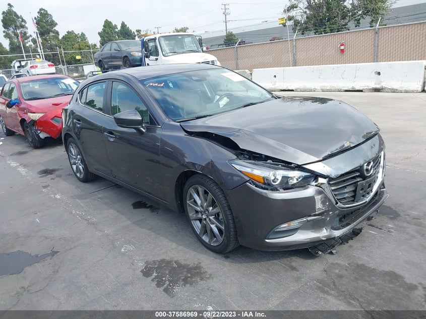 VIN 3MZBN1L34JM244932 2018 MAZDA MAZDA3 5-DOOR TOURING