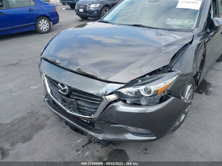 VIN 3MZBN1L34JM244932 2018 MAZDA MAZDA3 5-DOOR TOURING