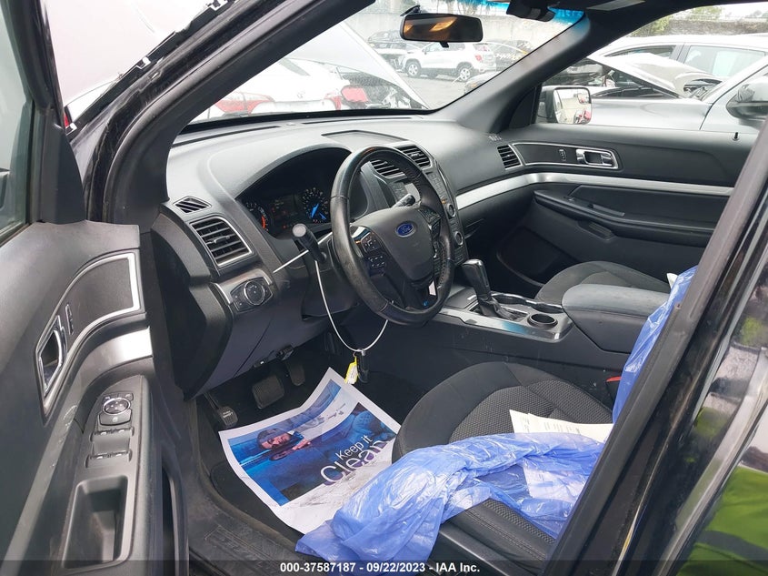 VIN 1FM5K7D83HGC85073 2017 FORD EXPLORER XLT