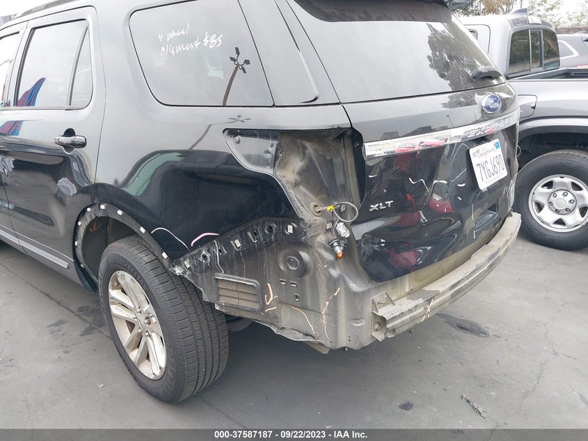 VIN 1FM5K7D83HGC85073 2017 FORD EXPLORER XLT