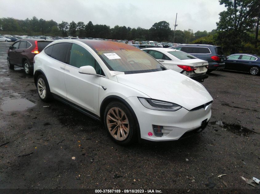 2017 TESLA MODEL X 90D/75D/100D - 5YJXCBE20HF065102