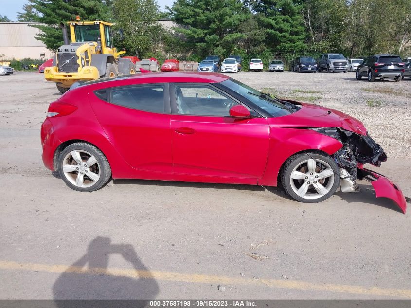 2013 HYUNDAI VELOSTER W/GRAY INT - KMHTC6AD8DU145385