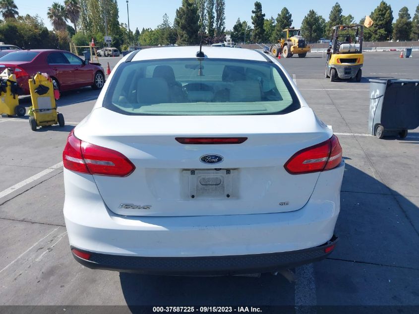 2015 FORD FOCUS SE - 1FADP3F26FL325093