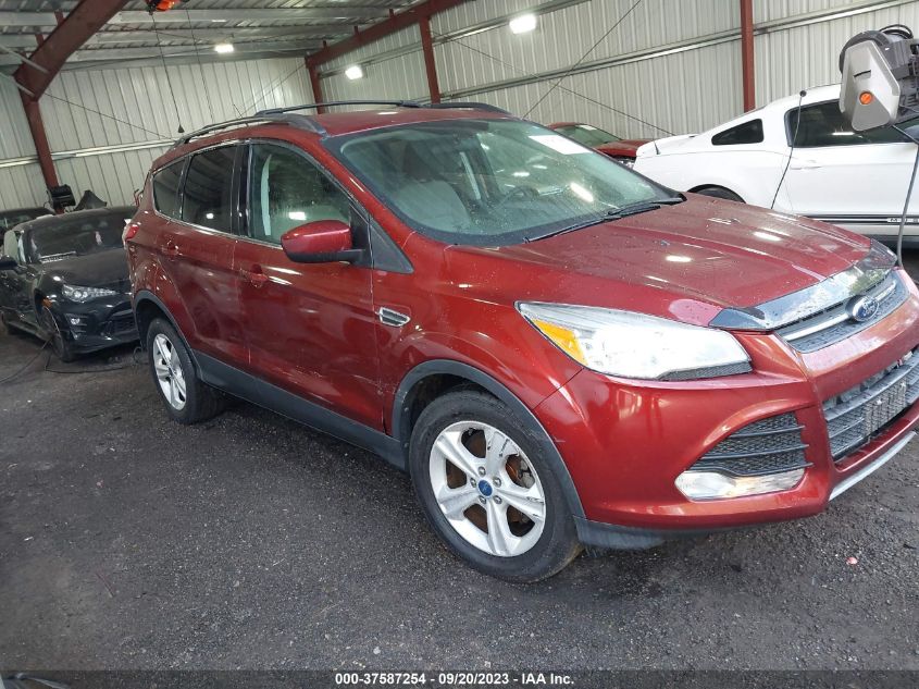 2014 FORD ESCAPE SE - 1FMCU0GX0EUB40582