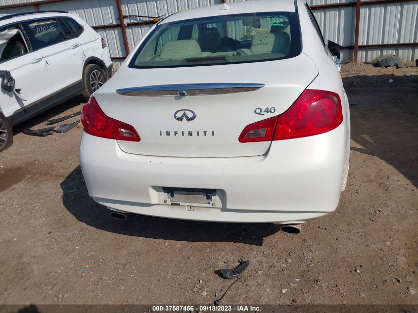 2015 INFINITI Q40 JN1CV6APXFM500183