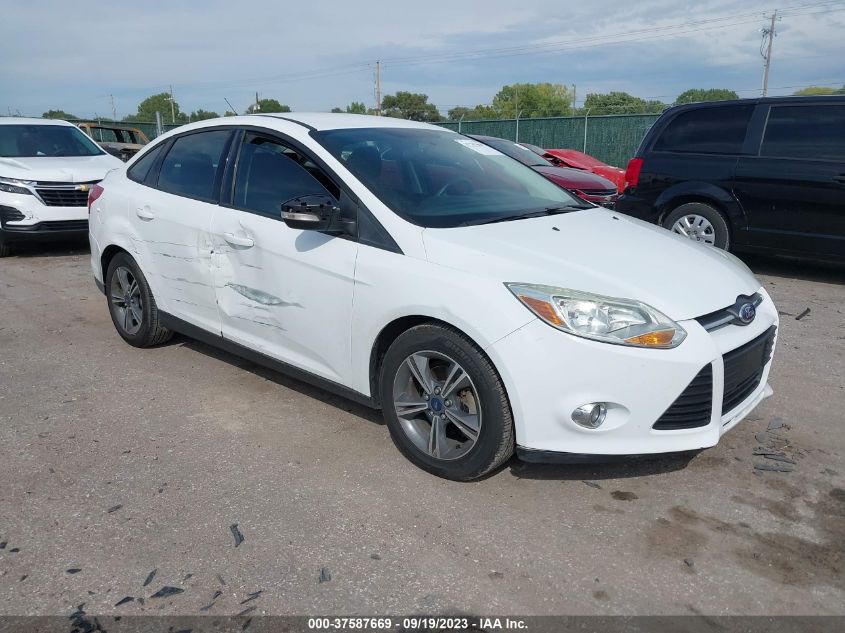 2014 FORD FOCUS SE - 1FADP3F28EL373015