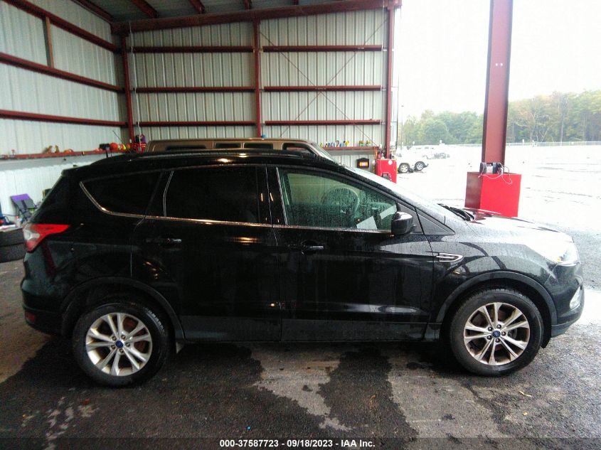 2018 FORD ESCAPE SE - 1FMCU9GD4JUB94178