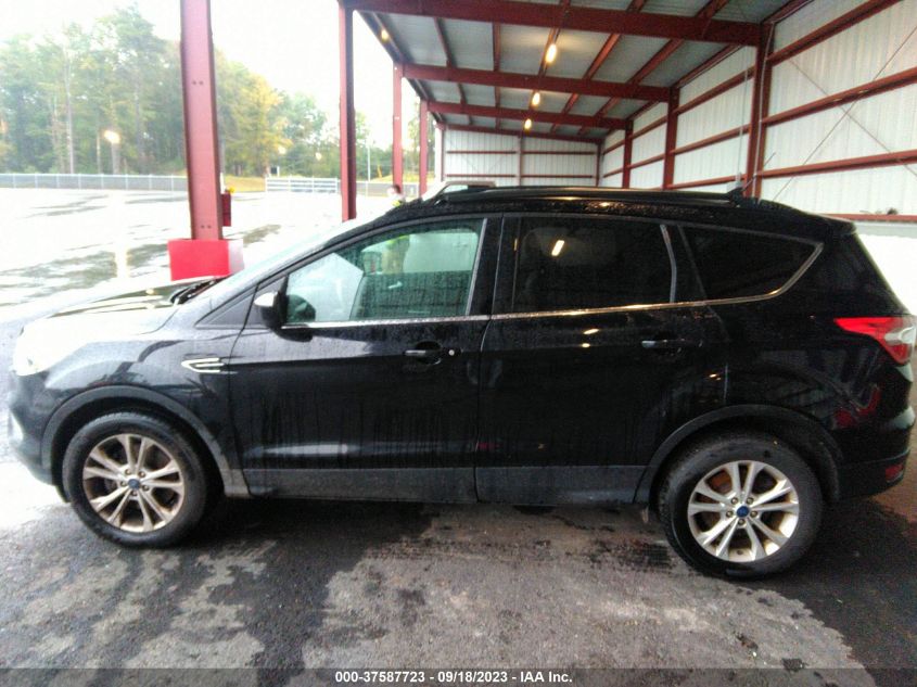 2018 FORD ESCAPE SE - 1FMCU9GD4JUB94178