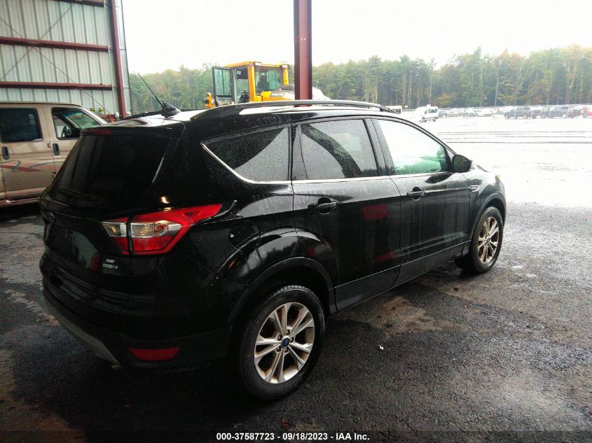 2018 FORD ESCAPE SE - 1FMCU9GD4JUB94178