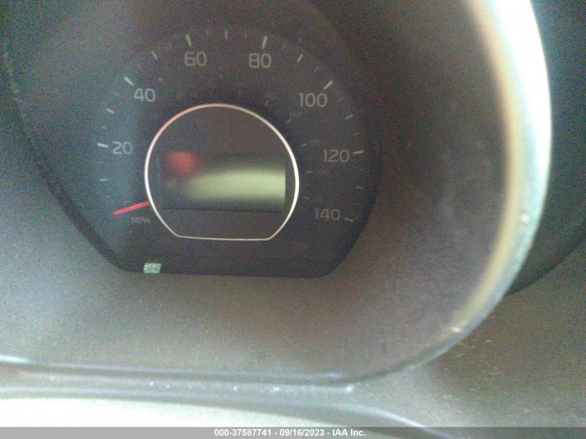 2016 KIA SOUL + - KNDJP3A53G7402608