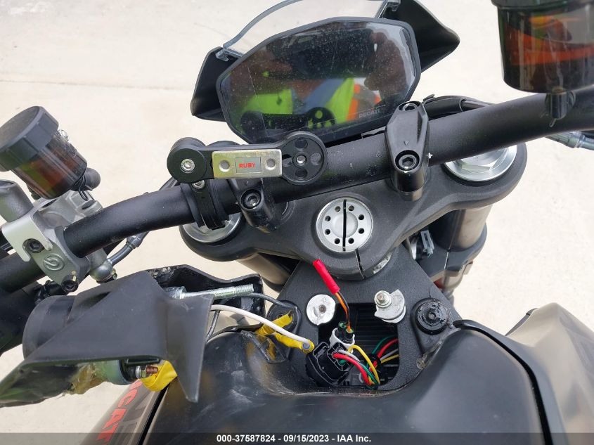 2023 DUCATI MONSTER - ZDMMAMDT5PB007734
