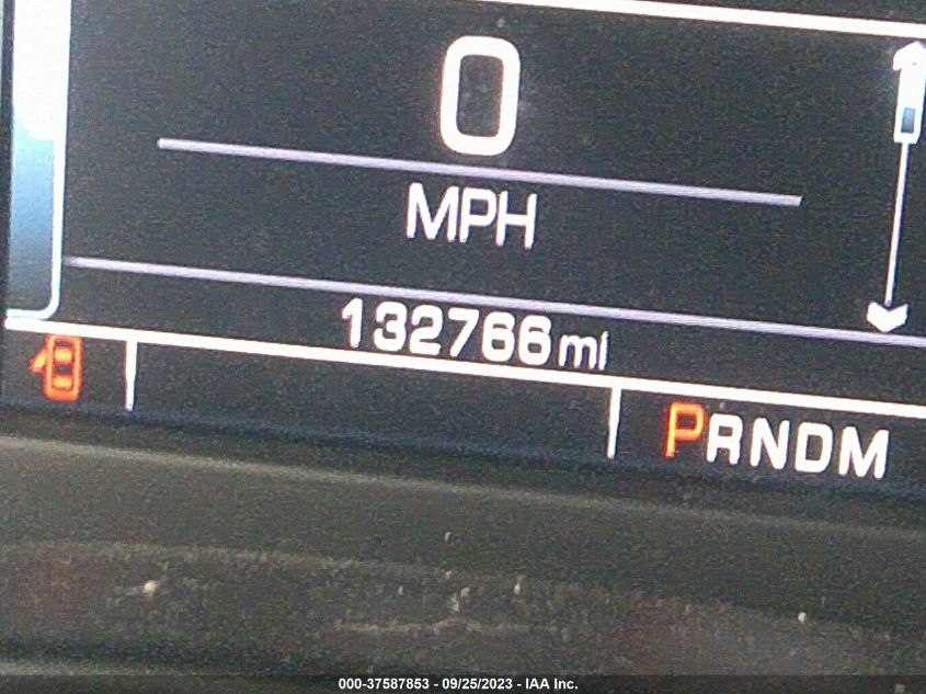 2015 CHEVROLET SUBURBAN LTZ - 1GNSKKKC2FR150421