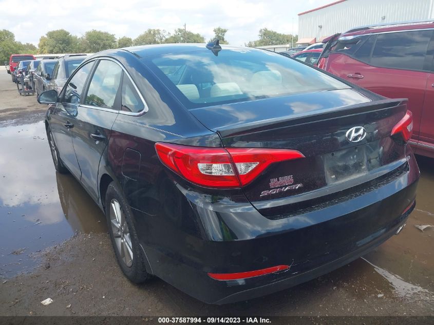 2015 HYUNDAI SONATA 2.4L SE - 5NPE24AFXFH094880