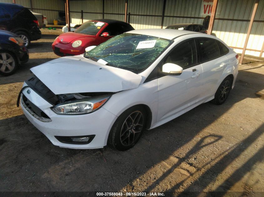 2015 FORD FOCUS SE - 1FADP3F25FL261256