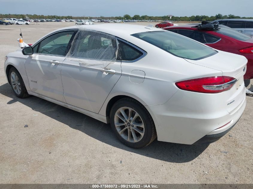 3FA6P0MU3KR184894 Ford Fusion SEL 3