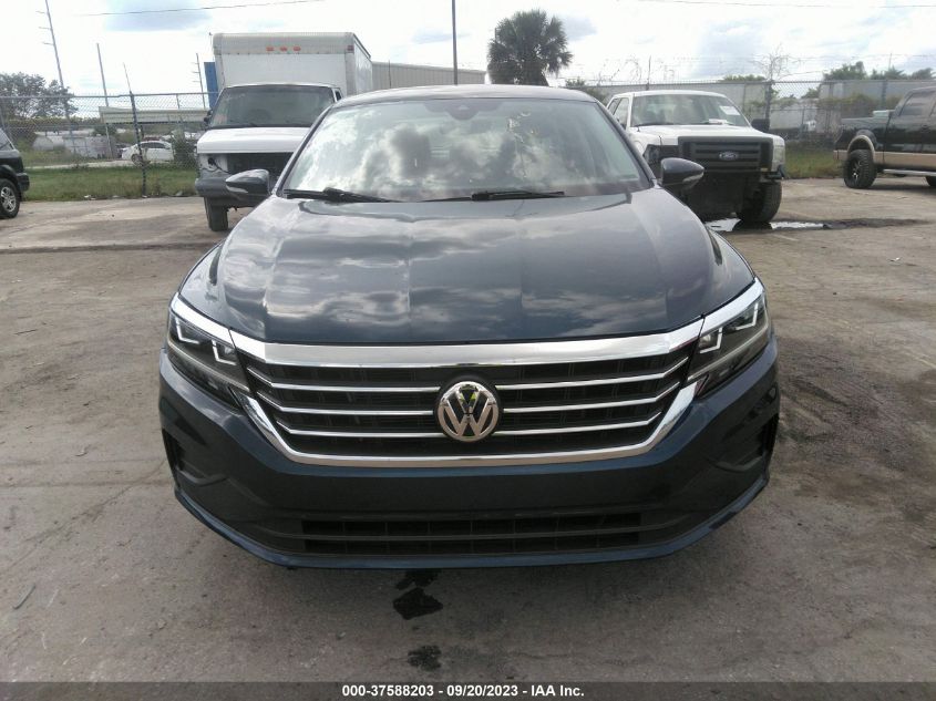 1VWSA7A34LC014829 Volkswagen Passat 2.0T SE 12