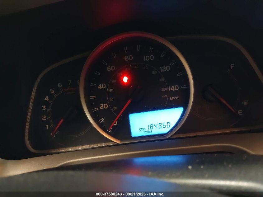 2013 TOYOTA RAV4 XLE - JTMRFREV5DD018071