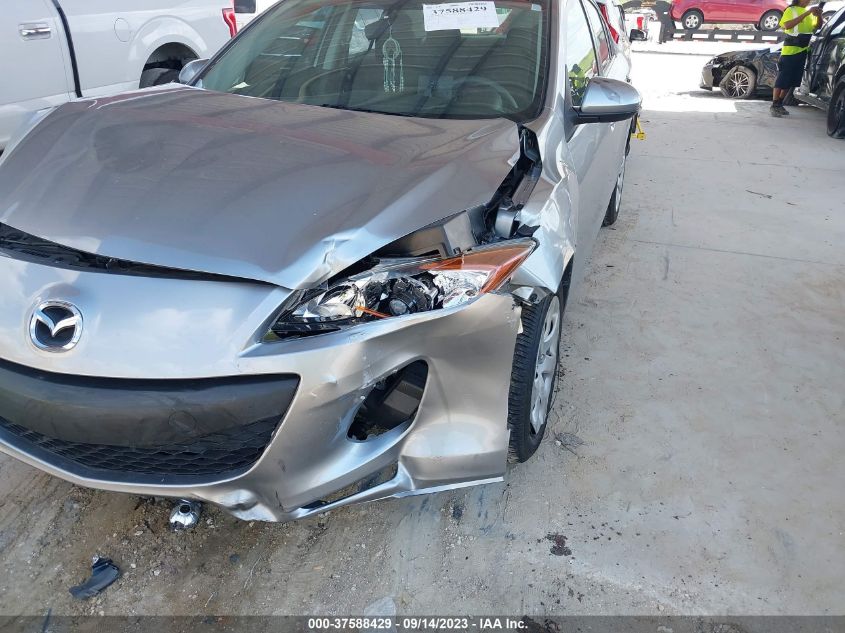 2013 MAZDA MAZDA3 I SPORT - JM1BL1U79D1846463