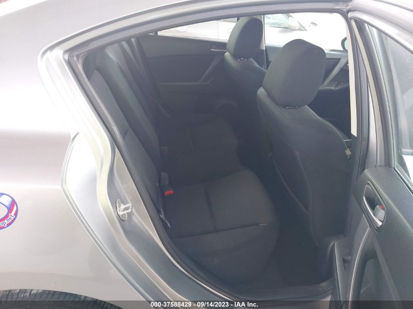 2013 MAZDA MAZDA3 I SPORT - JM1BL1U79D1846463