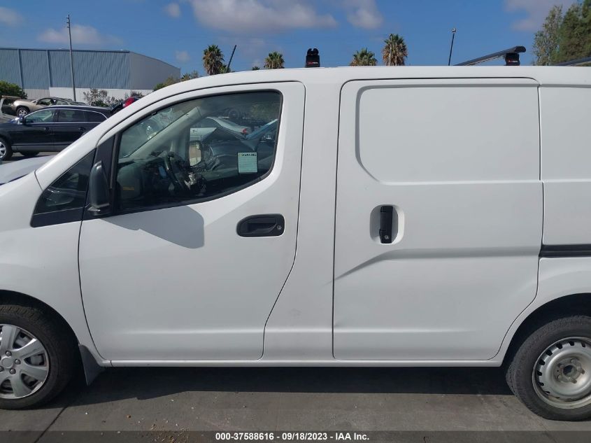 2014 NISSAN NV200 2.5S/2.5SV - 3N6CM0KN3EK696490