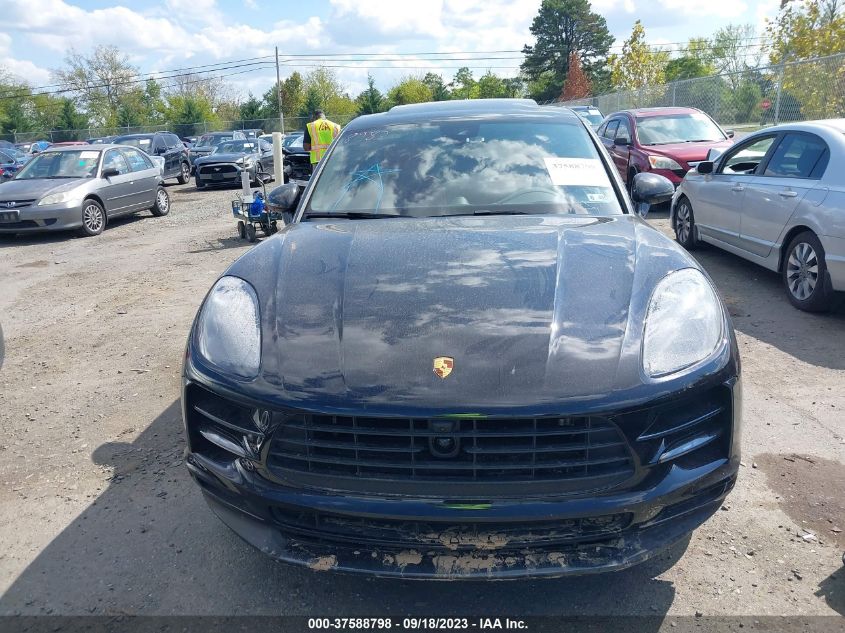 WP1AA2A54MLB17753 Porsche Macan   12