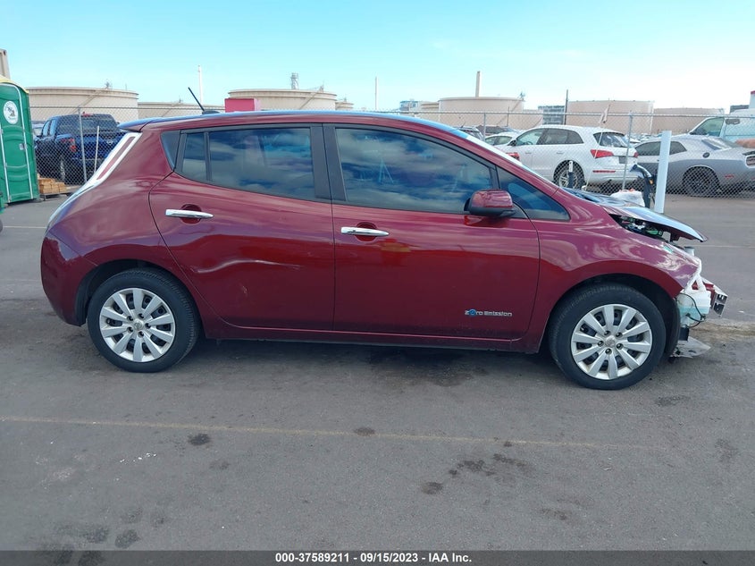 VIN 1N4BZ0CP1HC307135 2017 NISSAN LEAF S