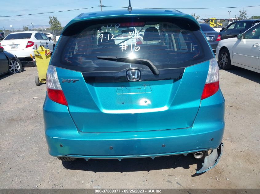 2013 HONDA FIT SPORT - JHMGE8H66DC030582
