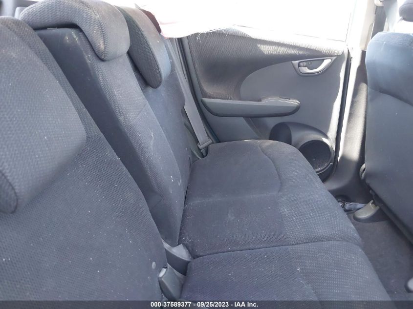 2013 HONDA FIT SPORT - JHMGE8H66DC030582