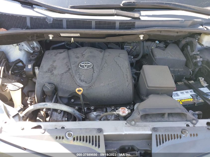 2019 TOYOTA SIENNA XLE AUTO ACCESS - 5TDYZ3DC2KS974335