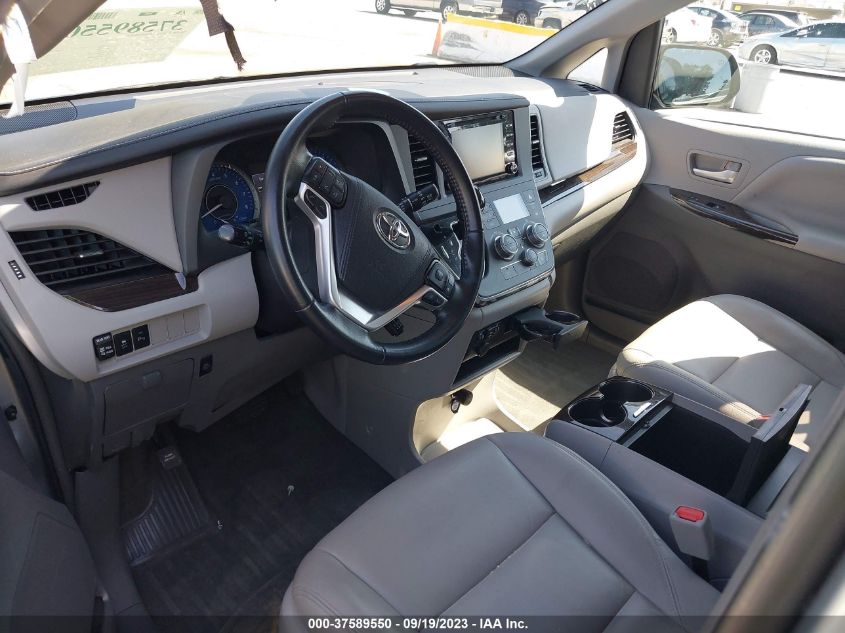 2019 TOYOTA SIENNA XLE AUTO ACCESS - 5TDYZ3DC2KS974335