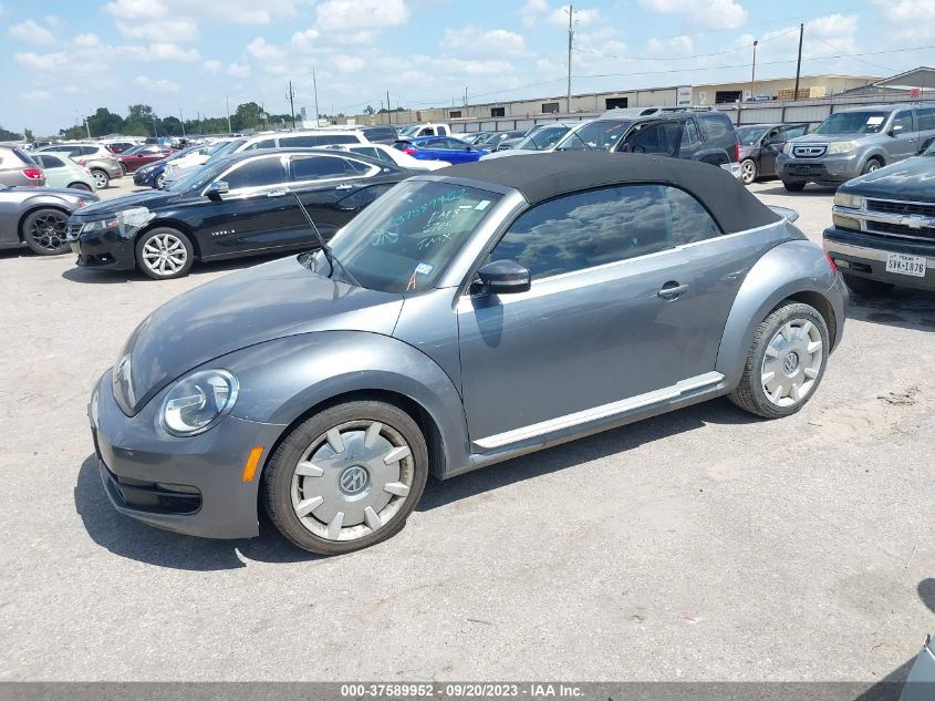 2013 VOLKSWAGEN BEETLE CONVERTIBLE 2.5L W/SOUND/NAV 3VW5X7AT6DM802765