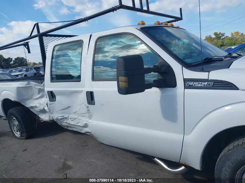 2013 FORD SUPER DUTY F-250 SRW XL/XLT/LARIAT/KING RANCH - 1FT7W2A64DEB03104