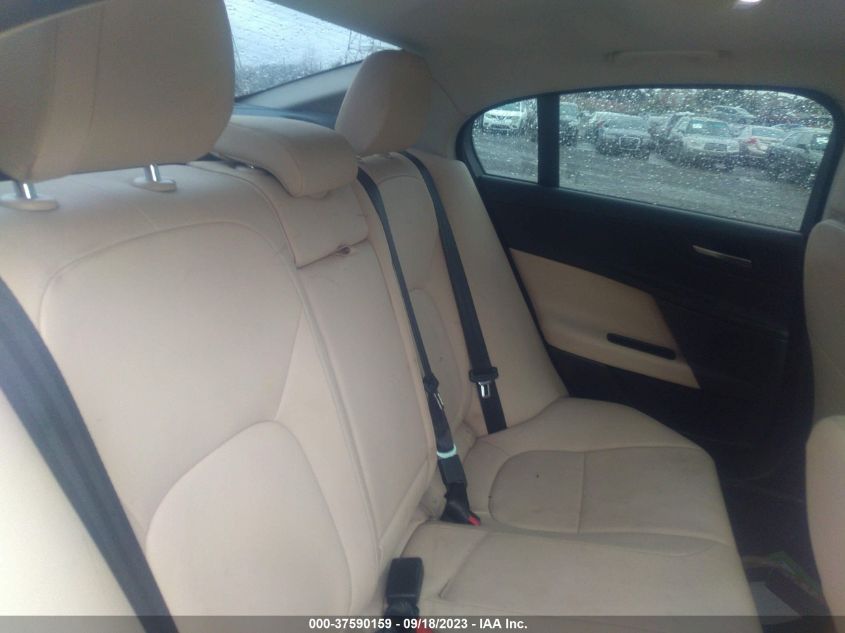 2017 JAGUAR XE 25T PREMIUM - SAJAD4BG6HA971537