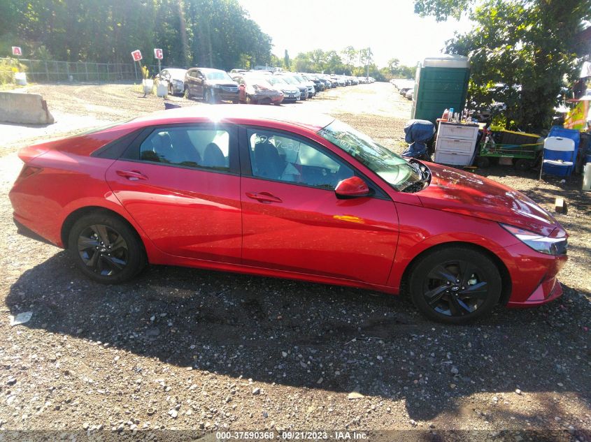 5NPLM4AG8NH071140 Hyundai Elantra SEL 13