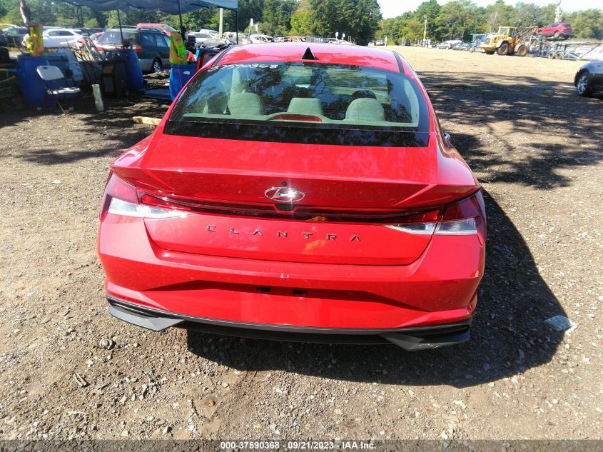 5NPLM4AG8NH071140 Hyundai Elantra SEL 16