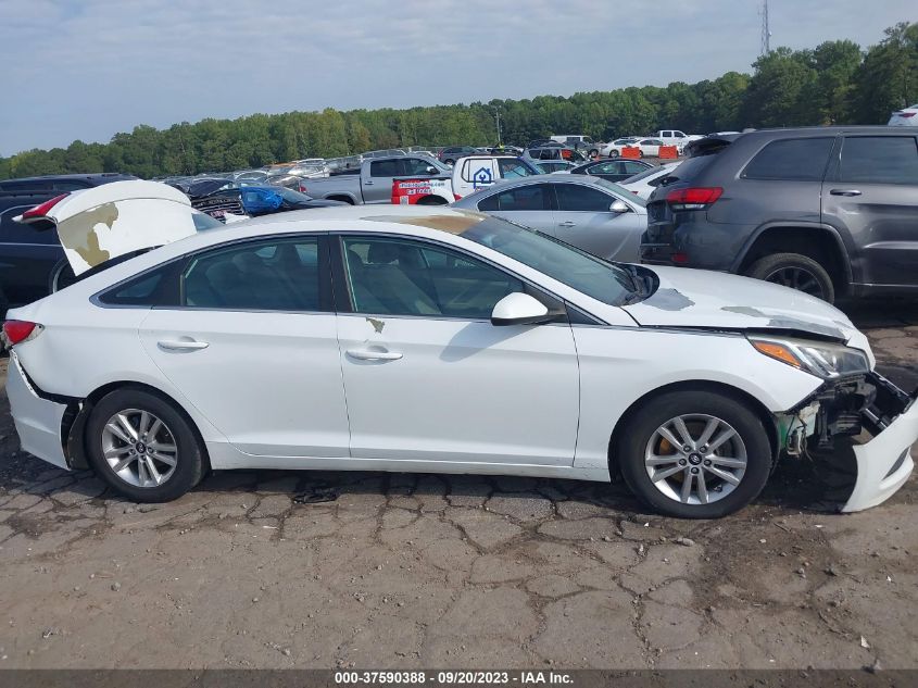 2015 HYUNDAI SONATA 2.4L SE - 5NPE24AF9FH211171