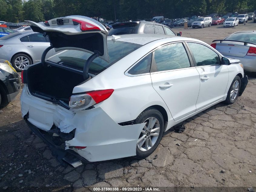 2015 HYUNDAI SONATA 2.4L SE - 5NPE24AF9FH211171