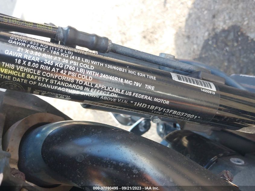 2015 HARLEY-DAVIDSON FXSB BREAKOUT 1HD1BFV13FB037901