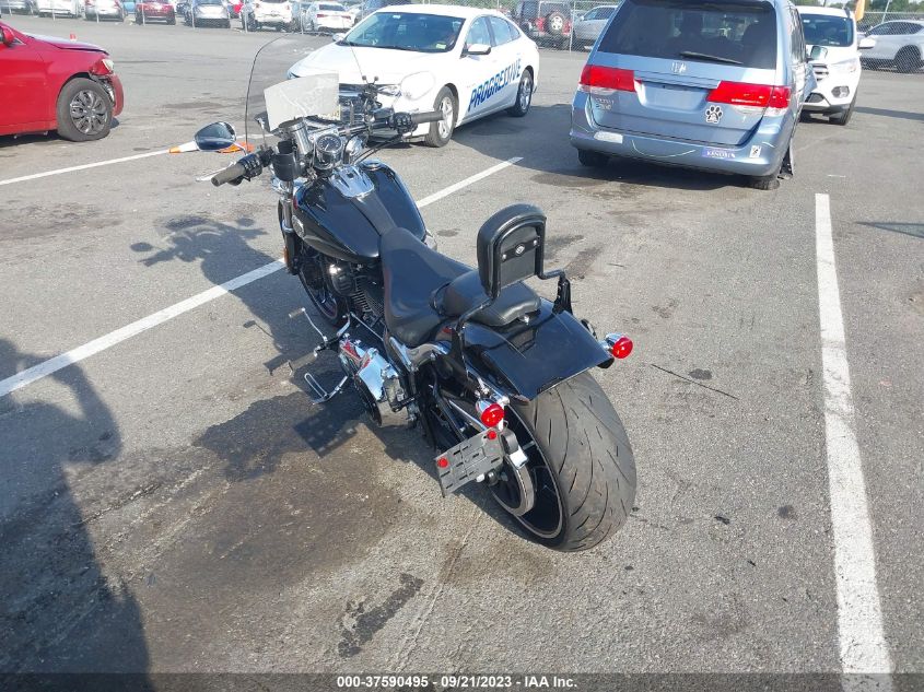 2015 HARLEY-DAVIDSON FXSB BREAKOUT 1HD1BFV13FB037901