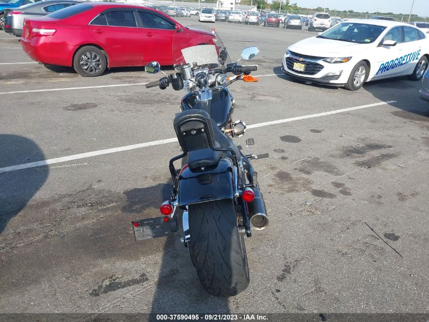 2015 HARLEY-DAVIDSON FXSB BREAKOUT 1HD1BFV13FB037901