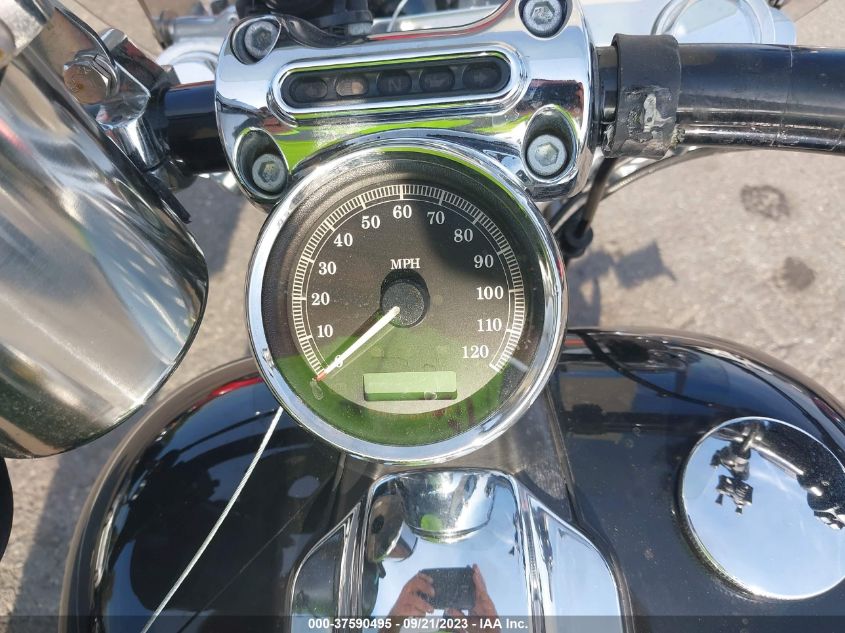 2015 HARLEY-DAVIDSON FXSB BREAKOUT 1HD1BFV13FB037901