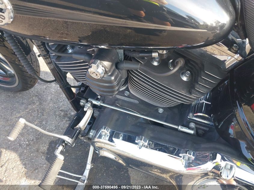 2015 HARLEY-DAVIDSON FXSB BREAKOUT 1HD1BFV13FB037901