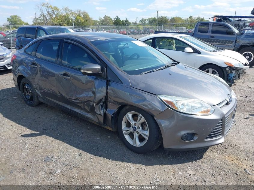 2014 FORD FOCUS SE - 1FADP3F2XEL403907