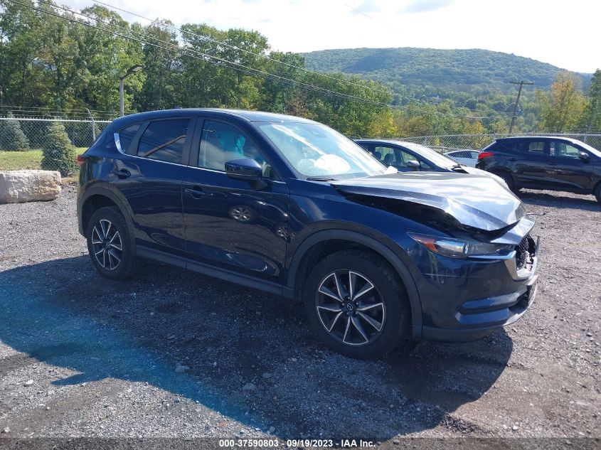 2018 MAZDA CX-5 TOURING - JM3KFBCM0J0317240