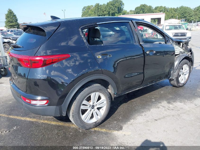 KNDPMCAC8K7579942 Kia Sportage LX 4